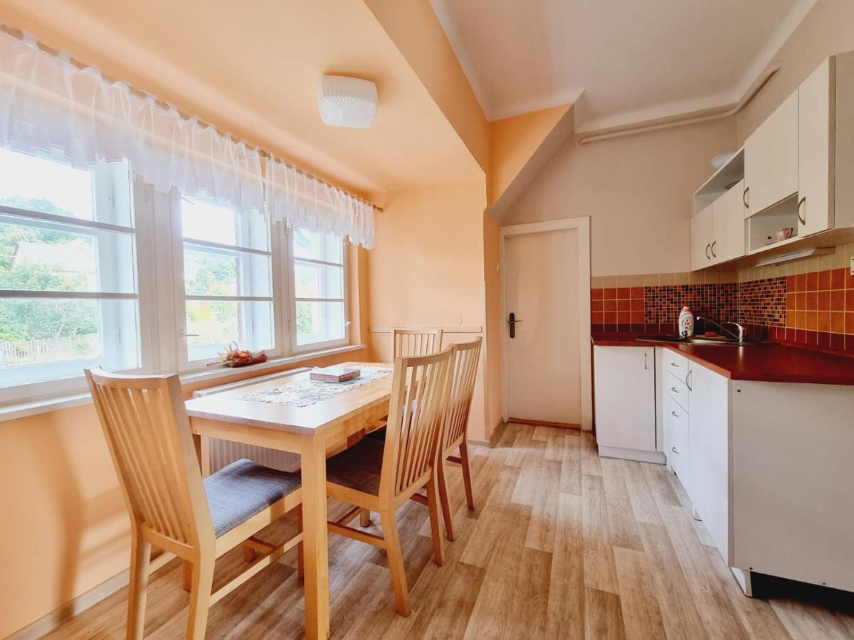 Апартаменты Apartman U Ivanky Есеник Экстерьер фото